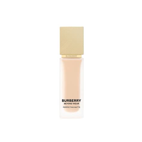 burberry beyond wear perfecting foundation.